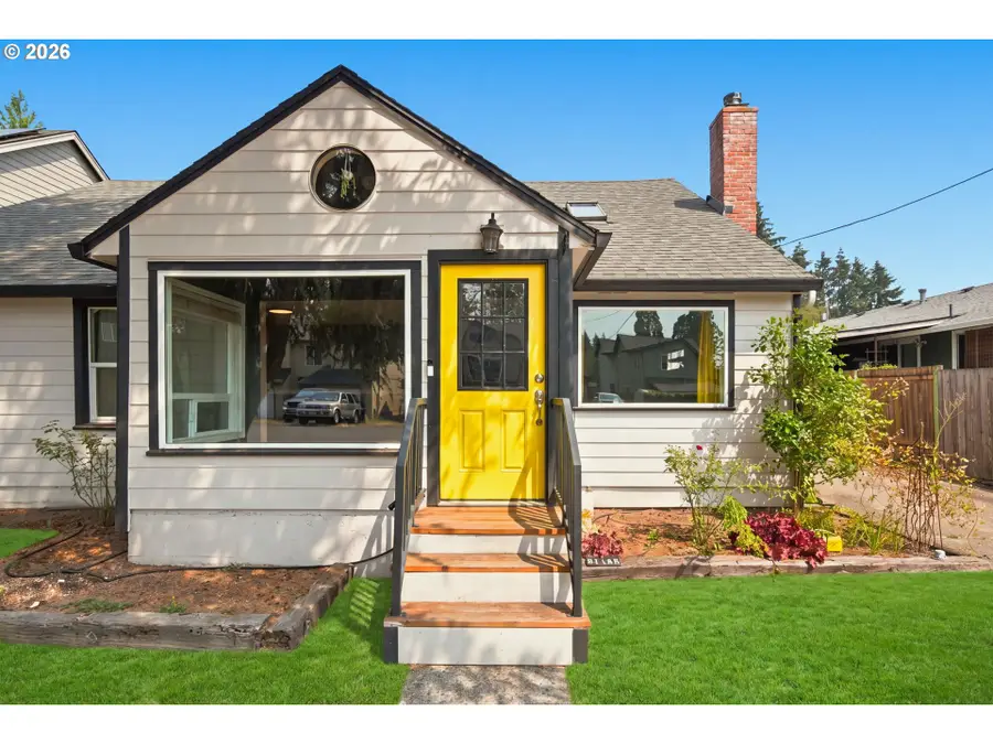 31145 NW Hillcrest St, North Plains, OR 97133 - #2