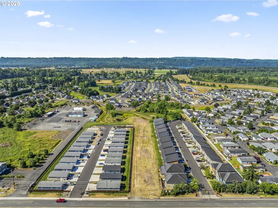 5735 Ocean Beach Hwy, Longview, WA 98632 - #3