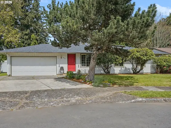 815 NE 25th St, Gresham, OR 97030