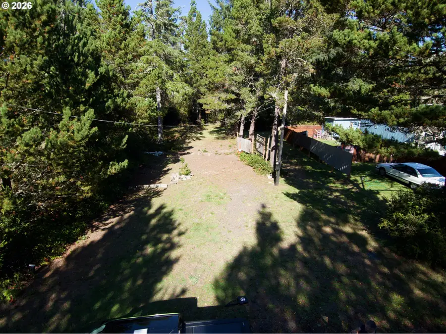 1205 303rd St, Long Beach North Beach Peninsula, WA 98640 - #2
