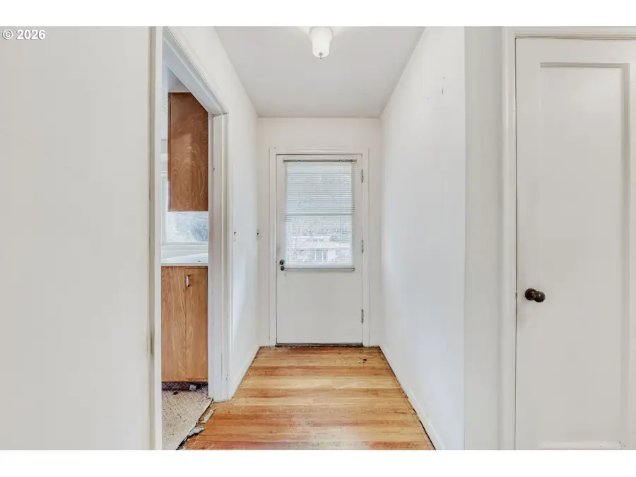 2415 SW Boundary St, Portland, OR 97239 - #2