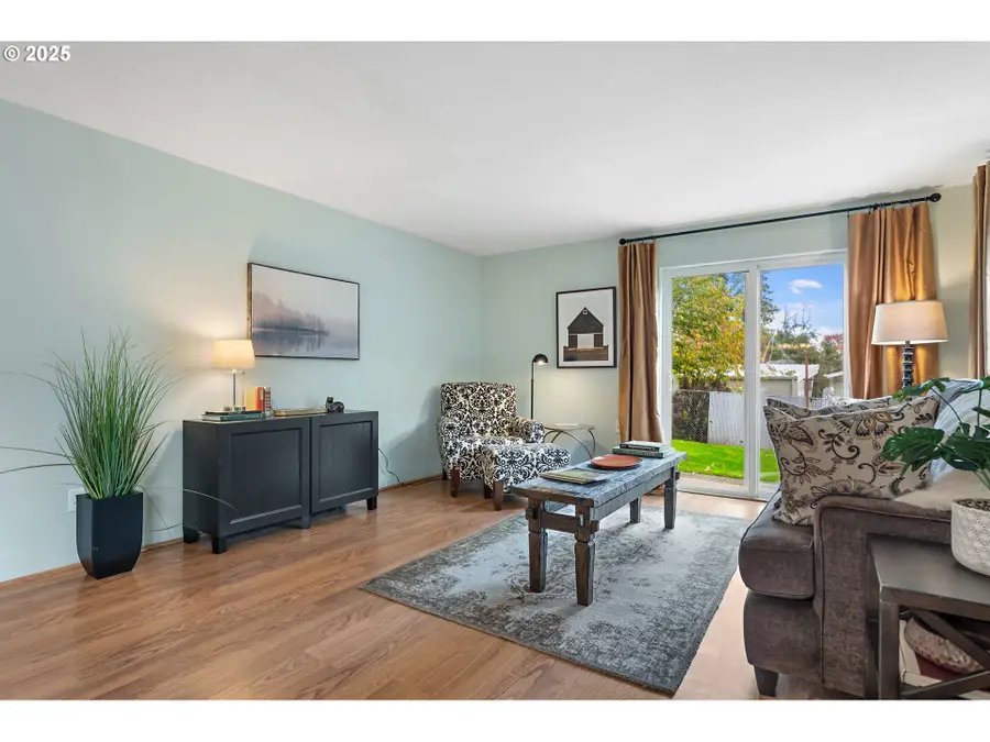 1029 SW View Crest Dr, Dundee, OR 97115 - Image #3