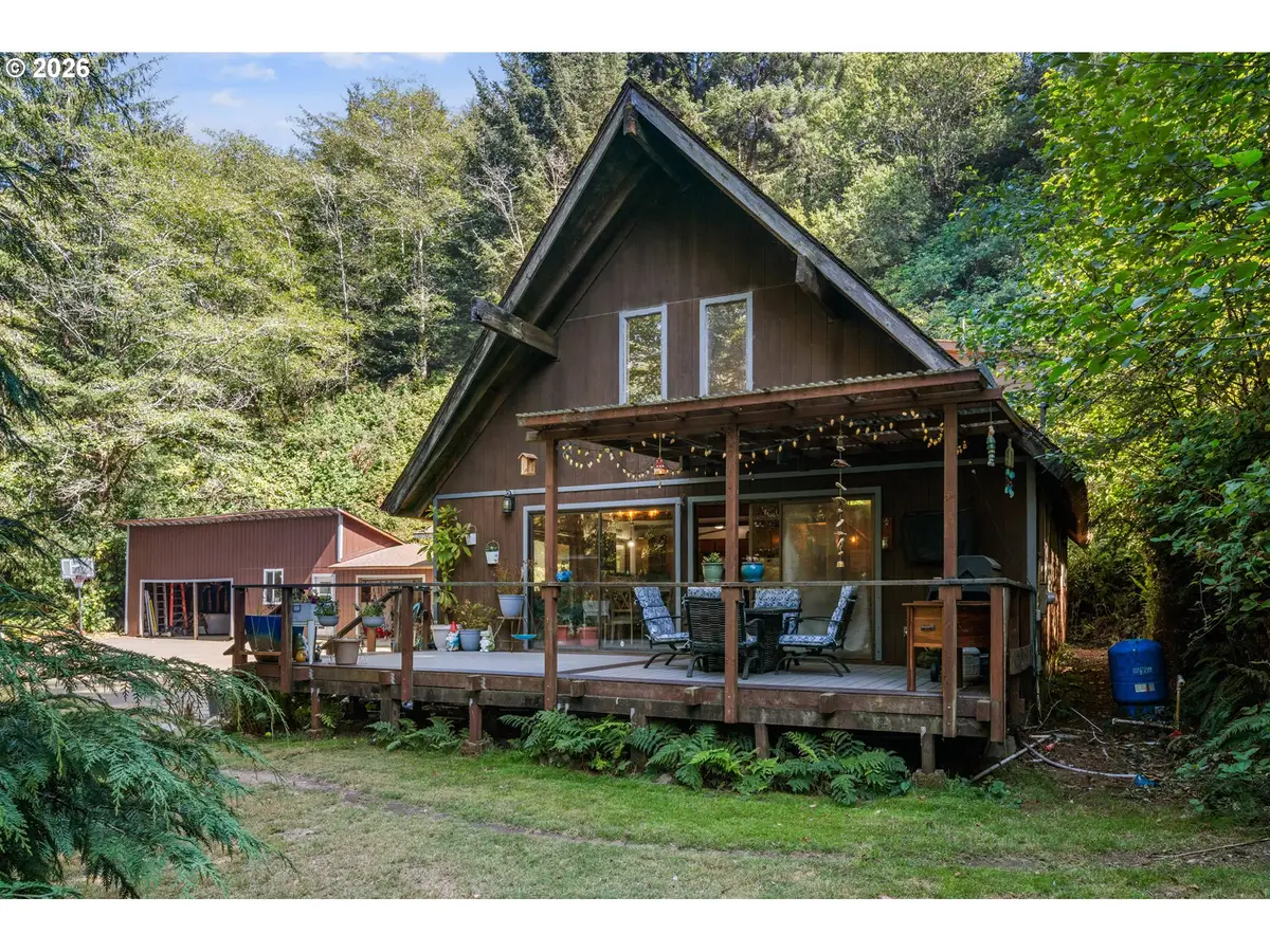 95618 Whalestail Ln, Brookings, OR 97415 - #1