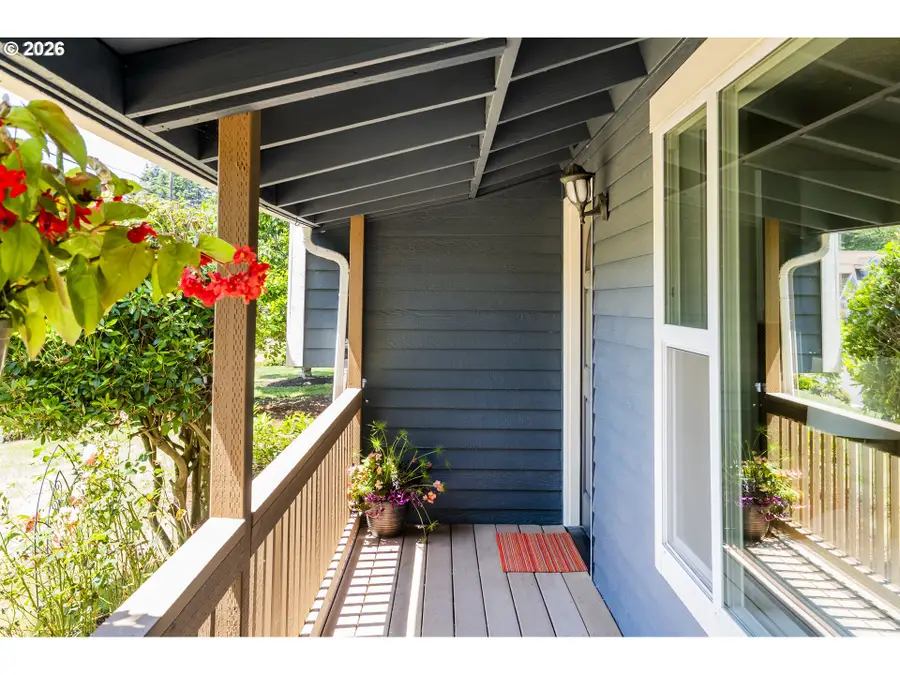 1435 NW 1st St, Gresham, OR 97030 - #2