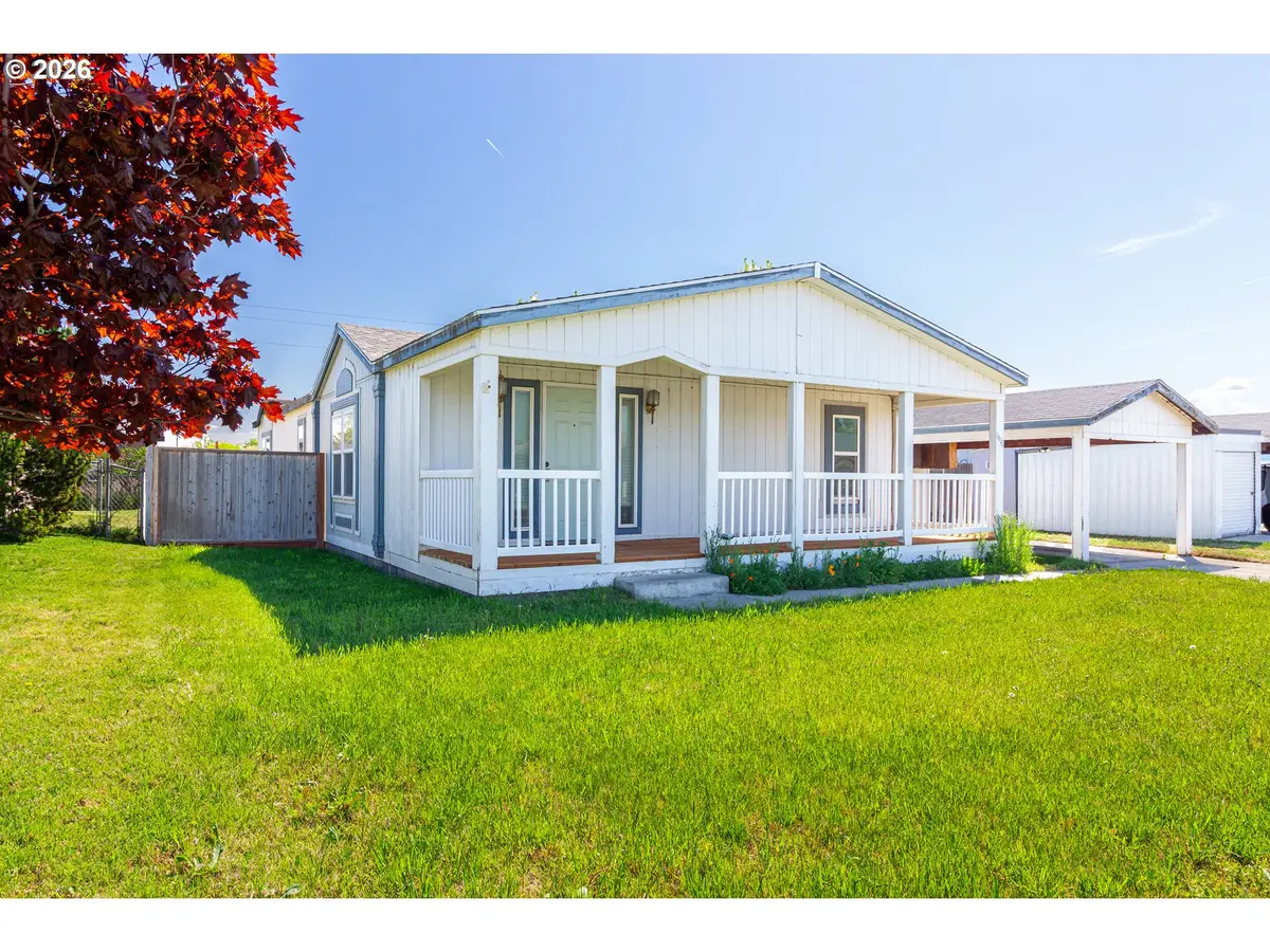 1416 SW Riverhill Dr, Hermiston, OR 97838 - #1