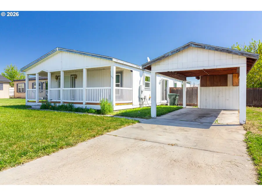 1416 SW Riverhill Dr, Hermiston, OR 97838 - #3