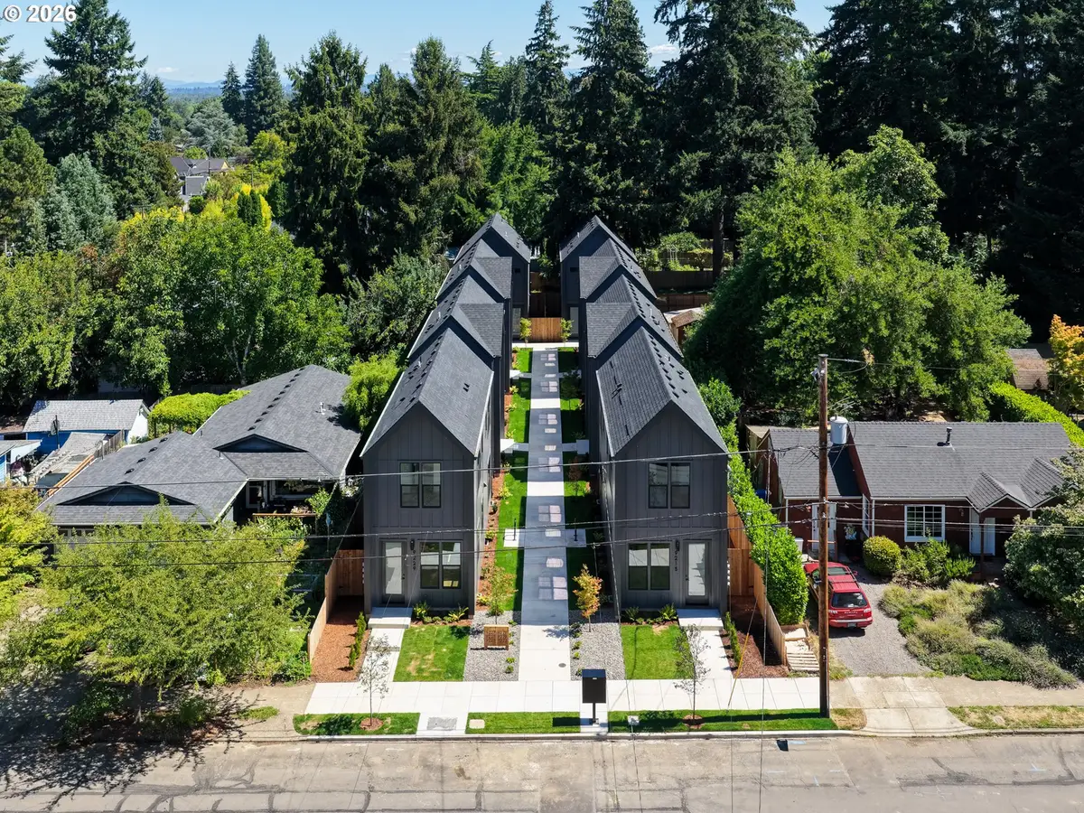9213 N Seneca St, Portland, OR 97203 - #1