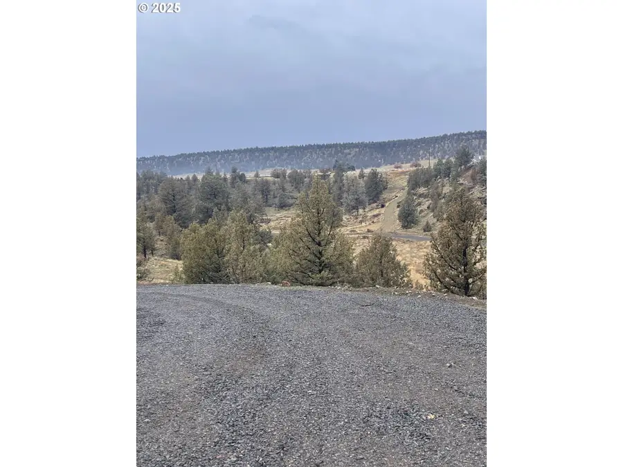 69850 NW Lower Valley Dr, Terrebonne, OR 97760 - Image #3