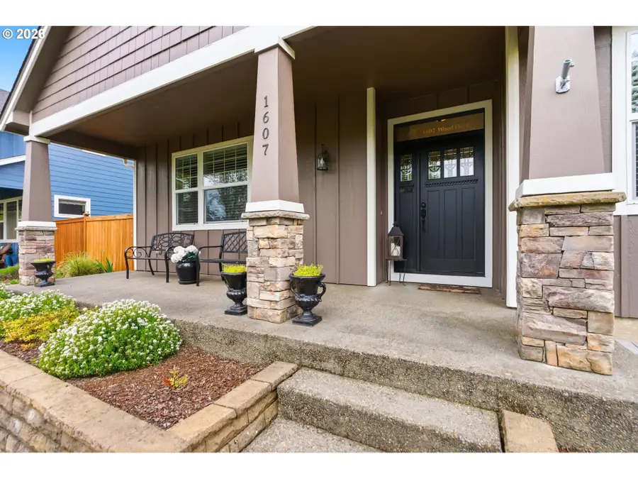 1607 Wood Duck St, Silverton, OR 97381 - #3