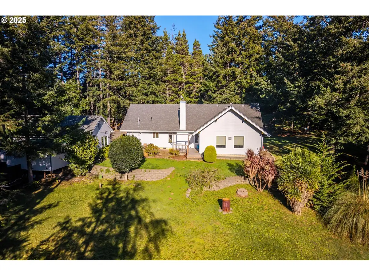 54177 Morrison Rd, Bandon, OR 97411 - Image #1