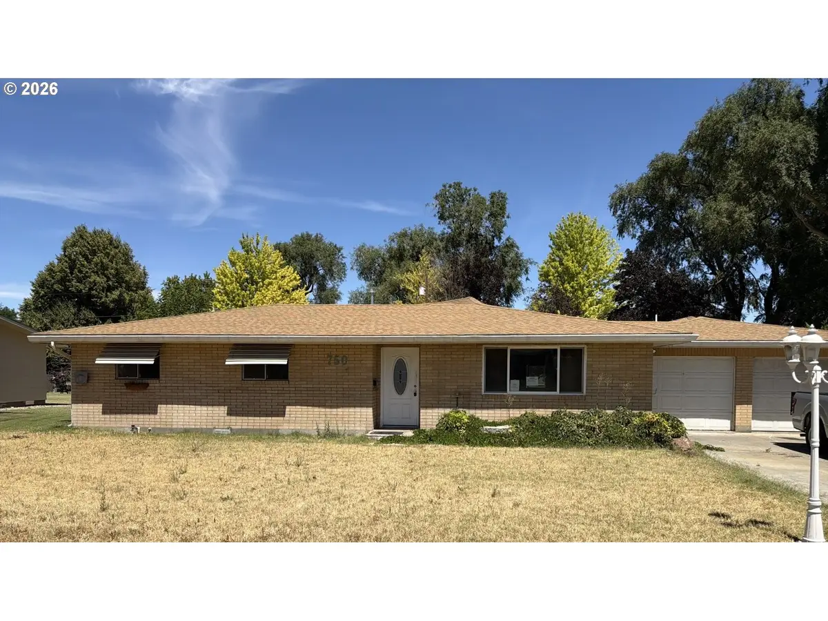 750 W Quince Ave, Hermiston, OR 97838 - #1