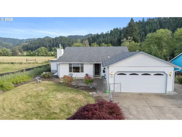 780 SE Redwood Ave, MyrtleCreek, OR 97457