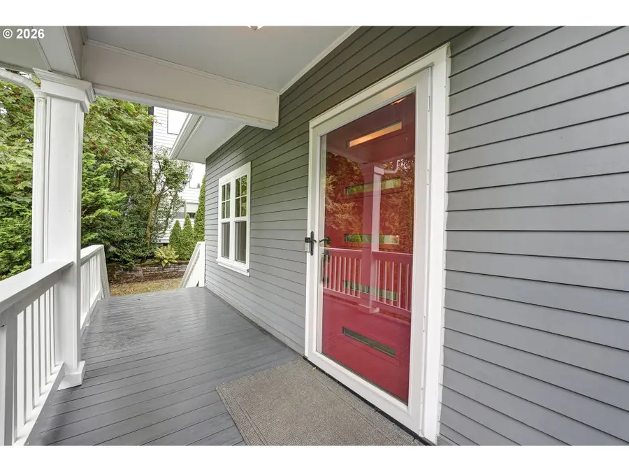 1617 SW Broadway Dr, Portland, OR 97201 - #3