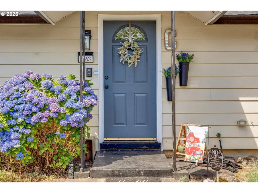 1563 NE Village Squire Ct, Gresham, OR 97030 - #2