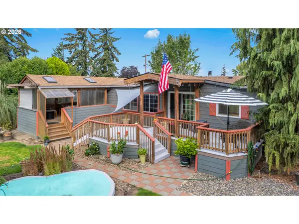 11798 NE Carl Rd, Woodburn, OR 97071