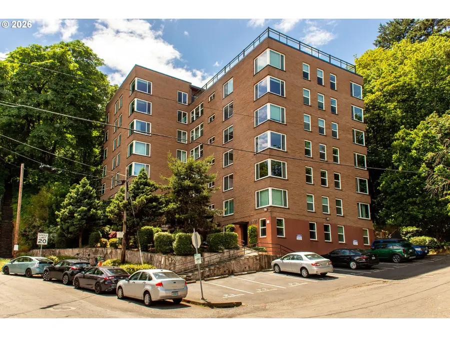 1205 SW Cardinell Dr, Portland, OR 97201 - #2