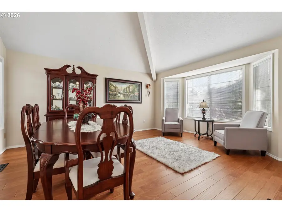 15675 SW 87th Ave, Tigard, OR 97224 - #3