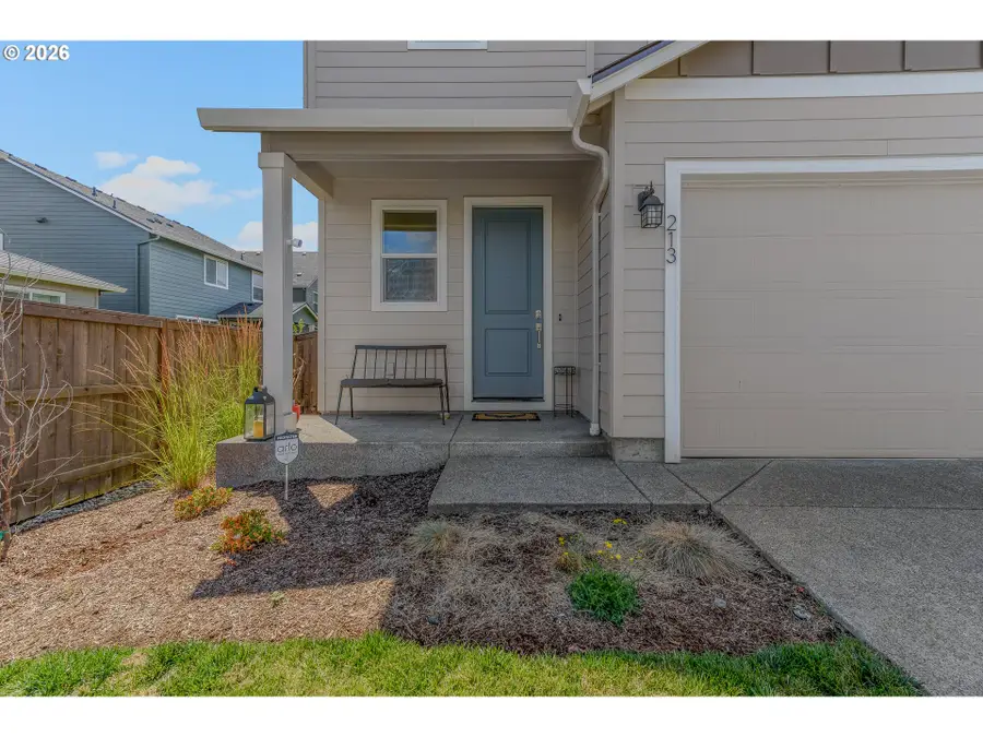 213 S 88th Dr, Ridgefield, WA 98642 - #3