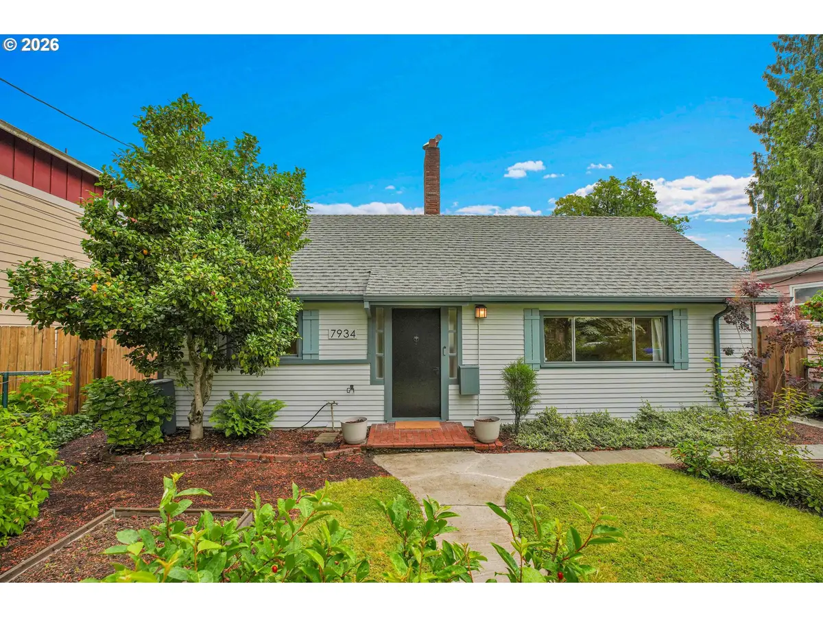 7934 N Hurst Ave, Portland, OR 97203 - #1