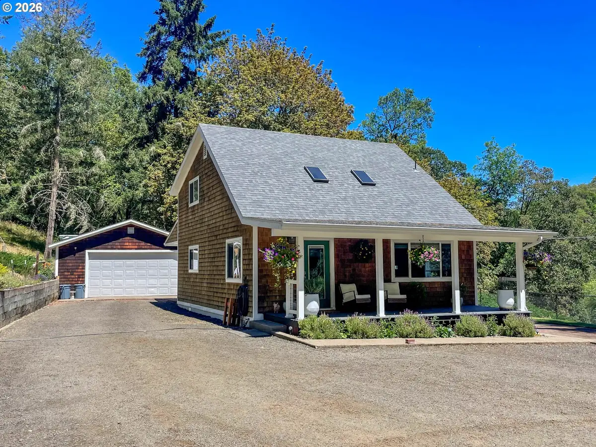 855 San Souci Dr, Roseburg, OR 97471 - #1