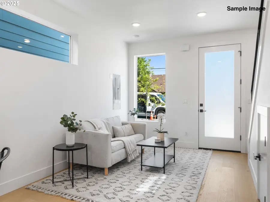 4352 NE Going St, Portland, OR 97218 - #2