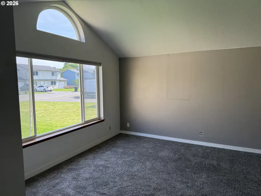 108 Cowan Ct, Longview, WA 98632 - #2