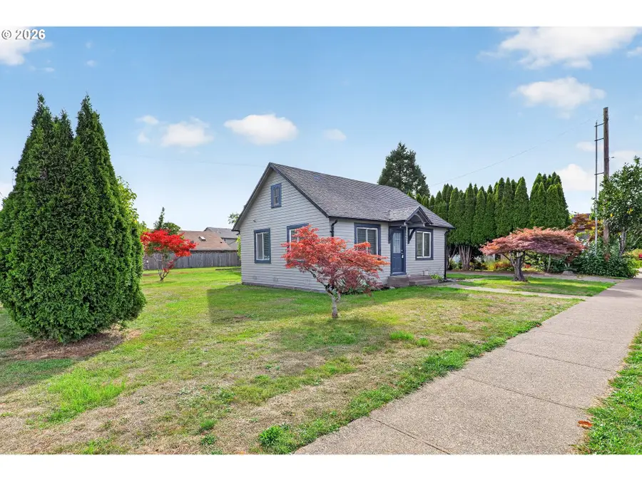 1438 SW 2nd St, McMinnville, OR 97128 - #3