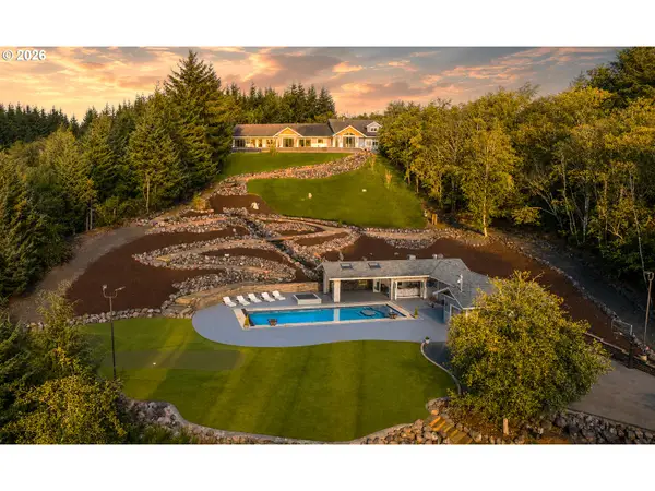 93991 Jensen Ln, NorthBend, OR 97459
