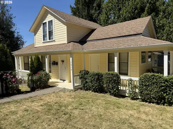 1017 5th St, OregonCity, OR 97045