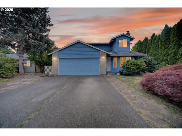 212 Sunset Dr, Newberg, OR 97132