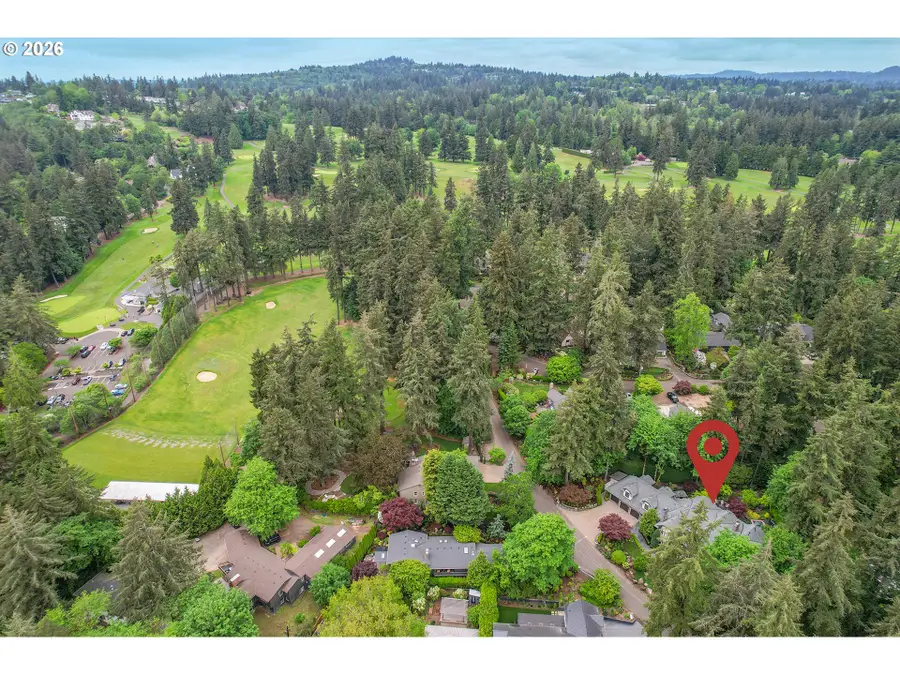 1561 Chandler Rd, Lake Oswego, OR 97034 - #3