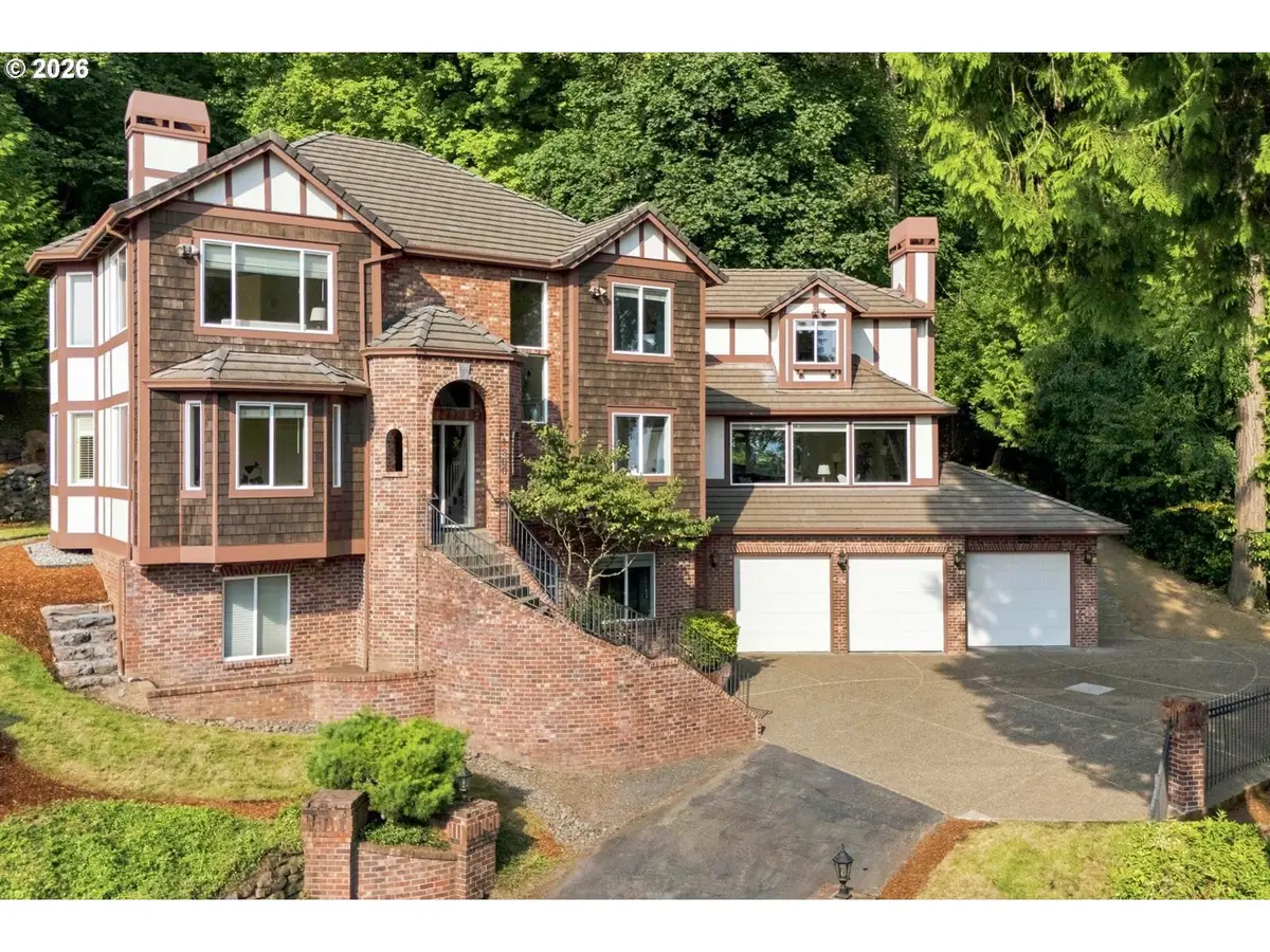 1300 Glenmorrie Dr, Lake Oswego, OR 97034 - #1