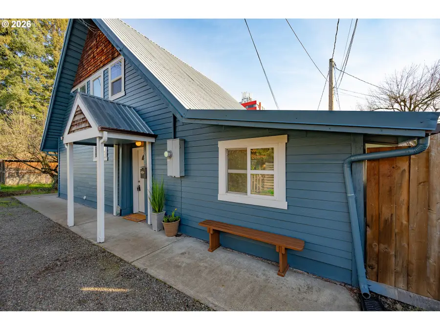 1673 Olive Aly, Eugene, OR 97405 - #2