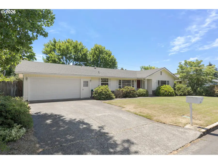 310 Hatton Ave, Eugene, OR 97404 - #2