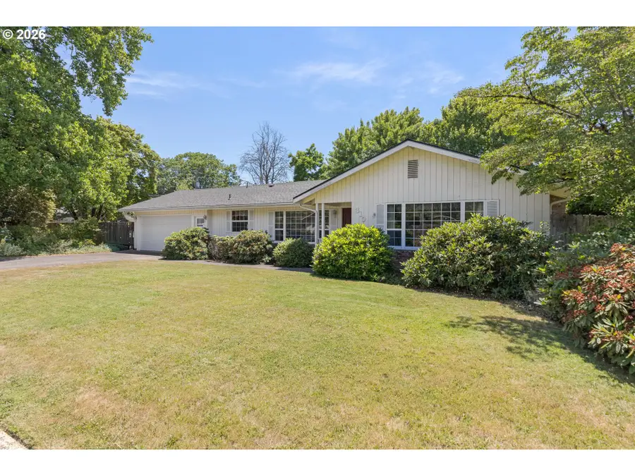 310 Hatton Ave, Eugene, OR 97404 - #3