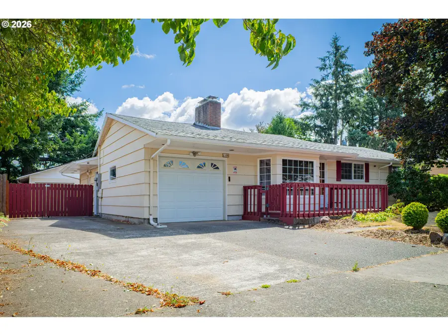 1108 SE 168th Ave, Portland, OR 97233 - #2