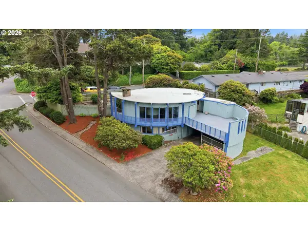 1010 Hemlock Ave, CoosBay, OR 97420