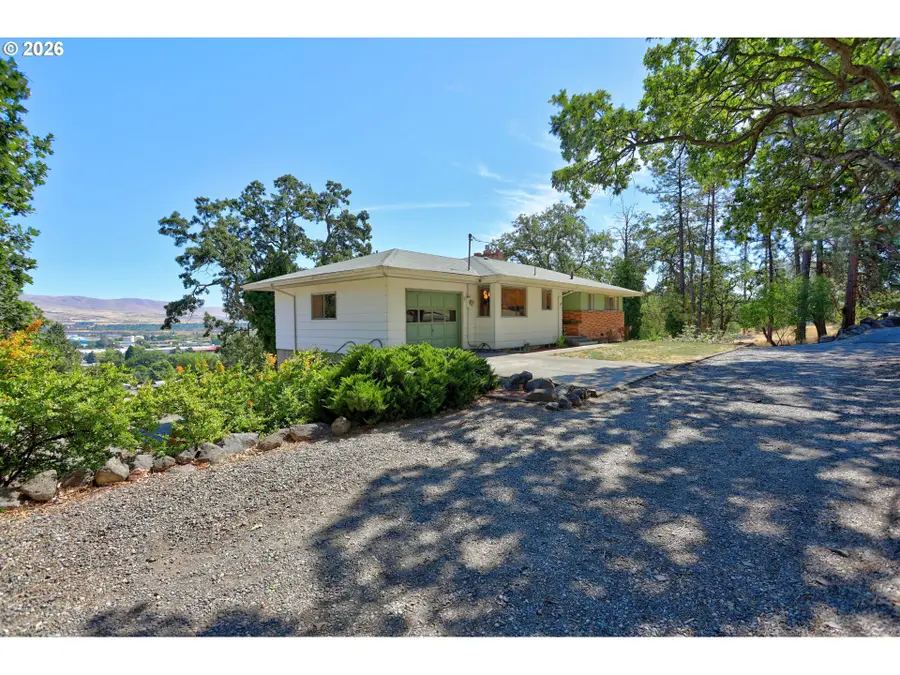 2605 W 13th St, The Dalles, OR 97058 - #3