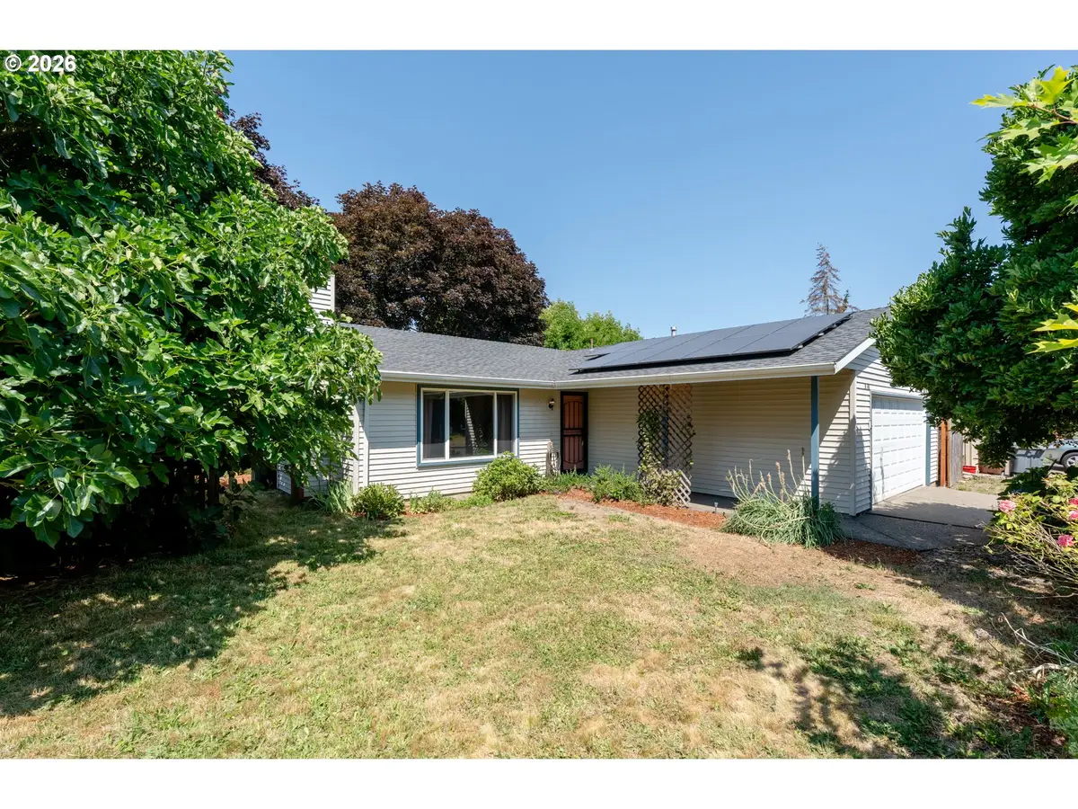 2063 NE 9th Pl, Hillsboro, OR 97124 - #1
