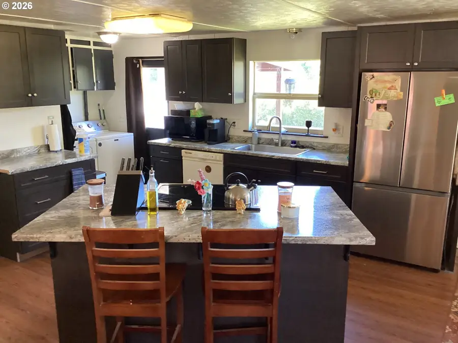 370 Gael Ln, Tri City, OR 97457 - #3