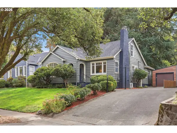 5558 SE Stark St, Portland, OR 97215