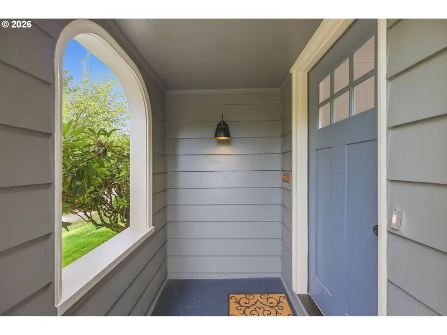 5558 SE Stark St, Portland, OR 97215 - #2