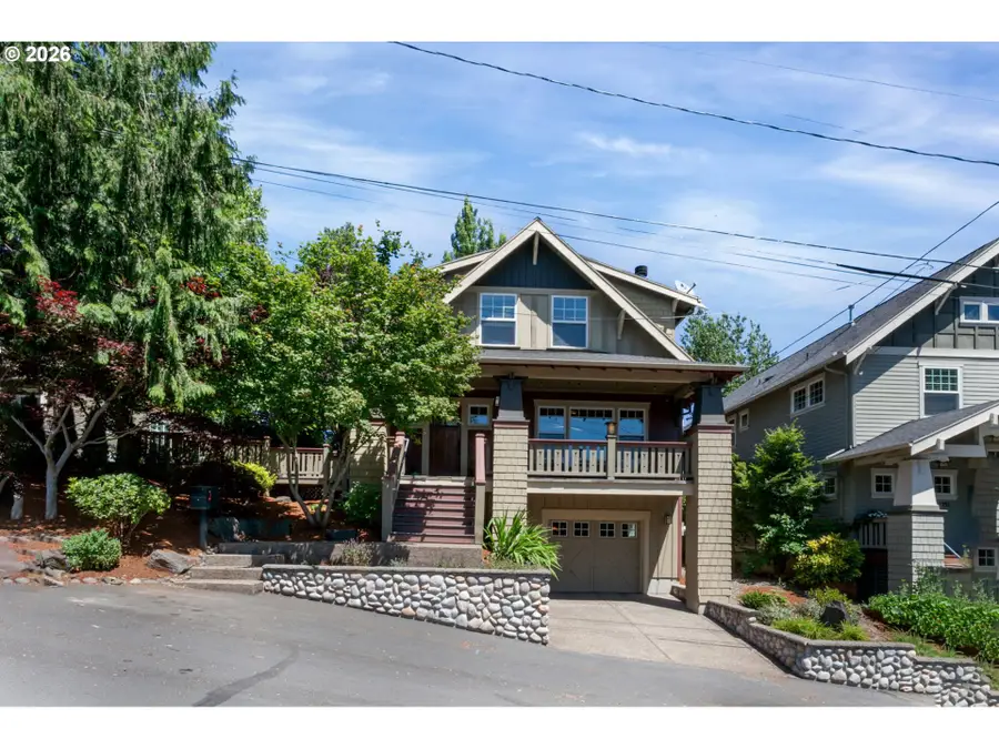 2939 SW Custer St, Portland, OR 97219 - #3