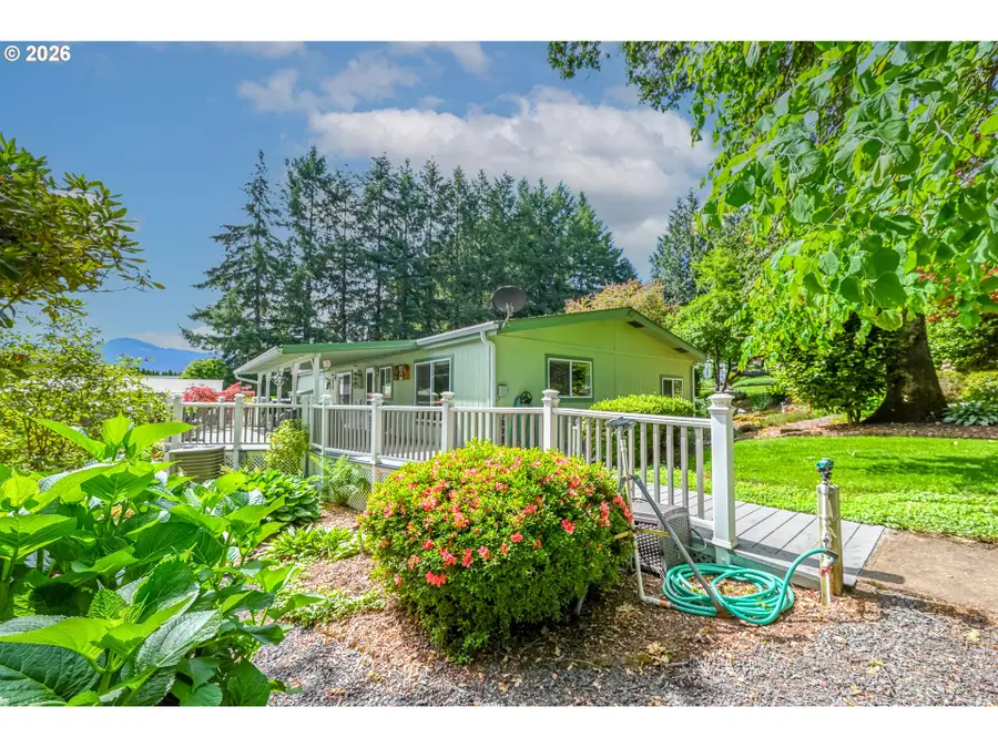 266 Riverwood Ln, Oakland, OR 97462 - #3