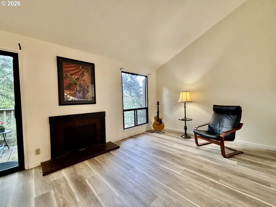 213 Trailside Loop, Eugene, OR 97405 - #3