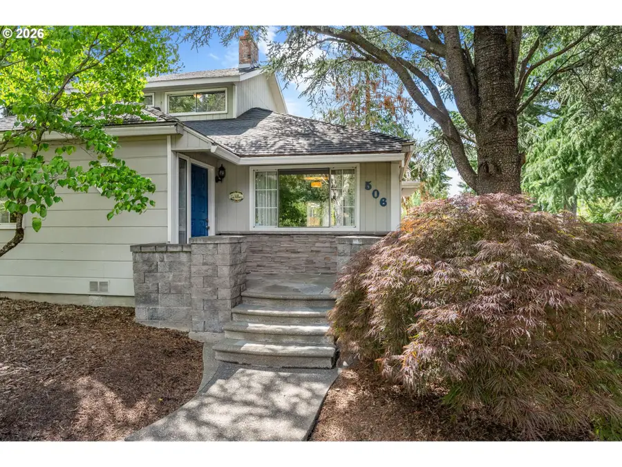 506 17th St, Hoodriver, OR 97031 - #3