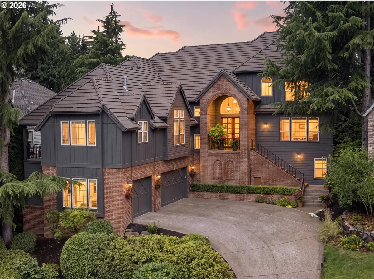 3921 Northhampton Ct, West Linn, OR 97068 - #1
