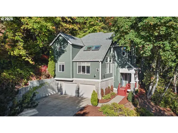 4245 Bent Tree Ln, Eugene, OR 97405