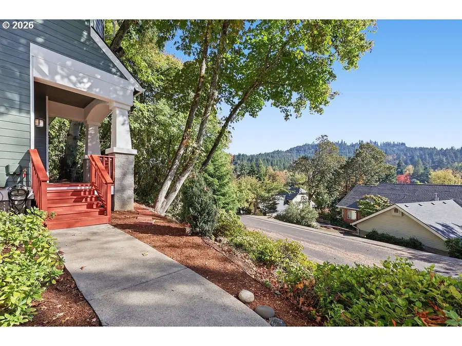 4245 Bent Tree Ln, Eugene, OR 97405 - #3