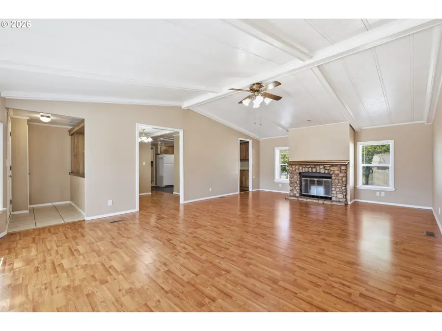 5660 Daisy St #31, Springfield, OR 97478 - #3